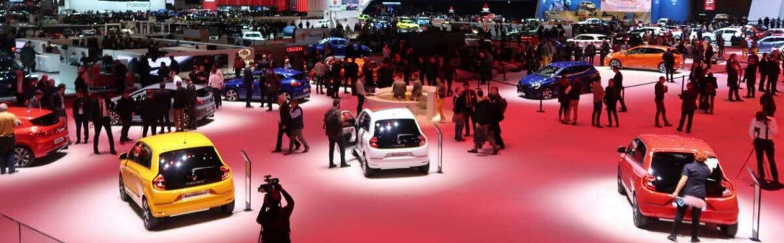 Salon de l'automobile à Marseille.